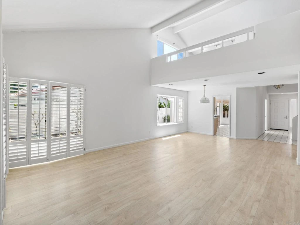 Interior 2