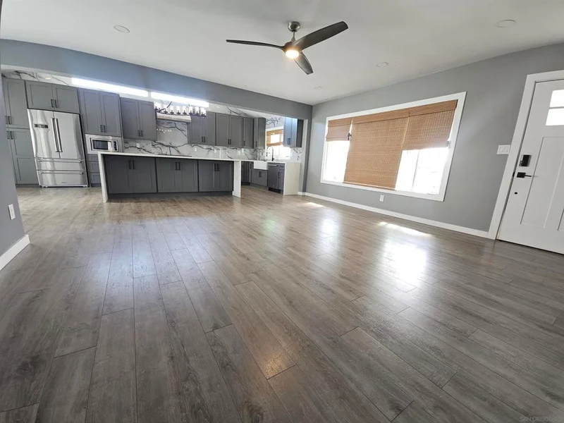 687 Arthur Ave photo 2