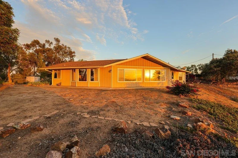 1234 Ramona Street photo 2