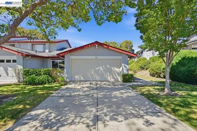 165 Rosario Ct photo 2