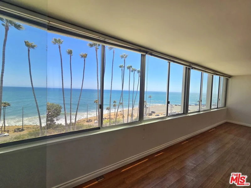 17368 W Sunset Blvd 405 A