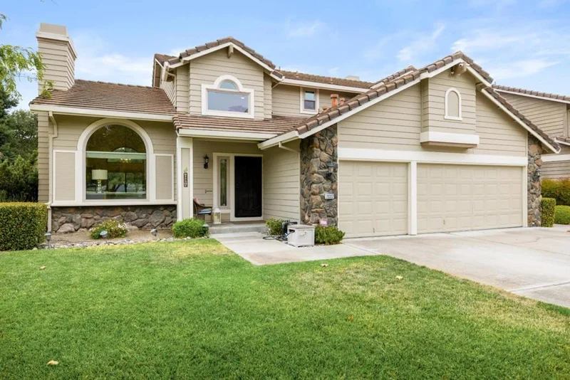 Photo 2 of 20382 Franciscan Way