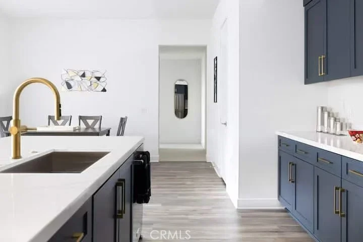 1530 S Urbana photo 2