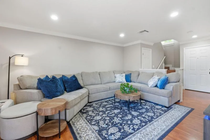 8105 Kern Avenue 28 photo 2