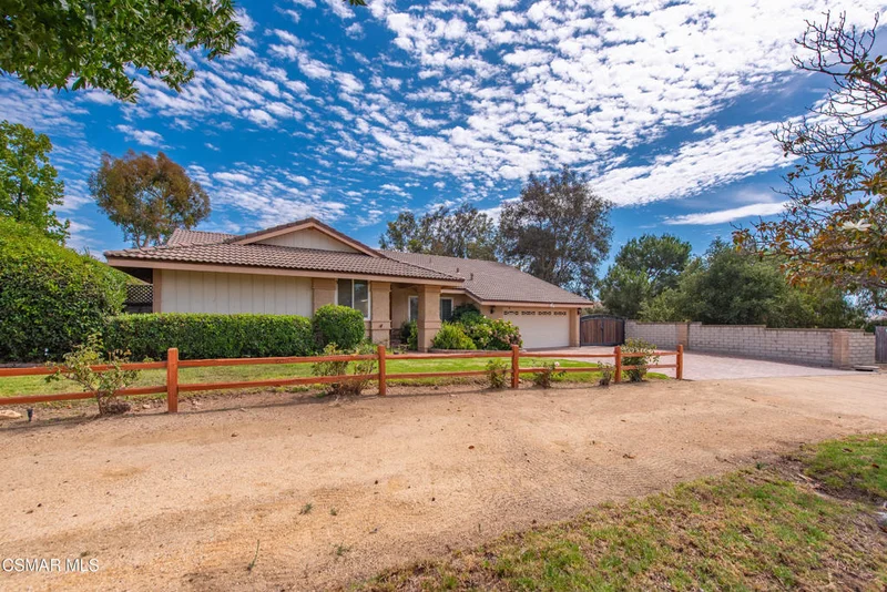 1558 Placid Court photo 2
