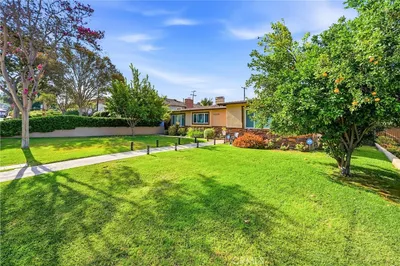 12220 Whitley photo 2
