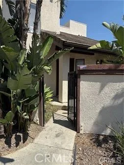 436 N Imperial photo 2