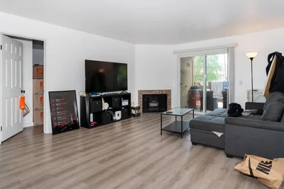 209 Woodland Parkway 121 photo 2