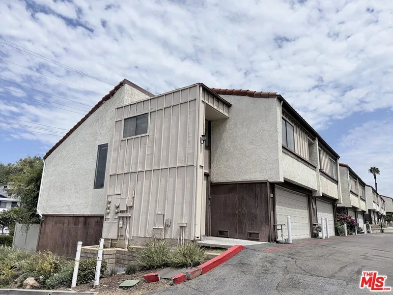 800 S Garfield Avenue