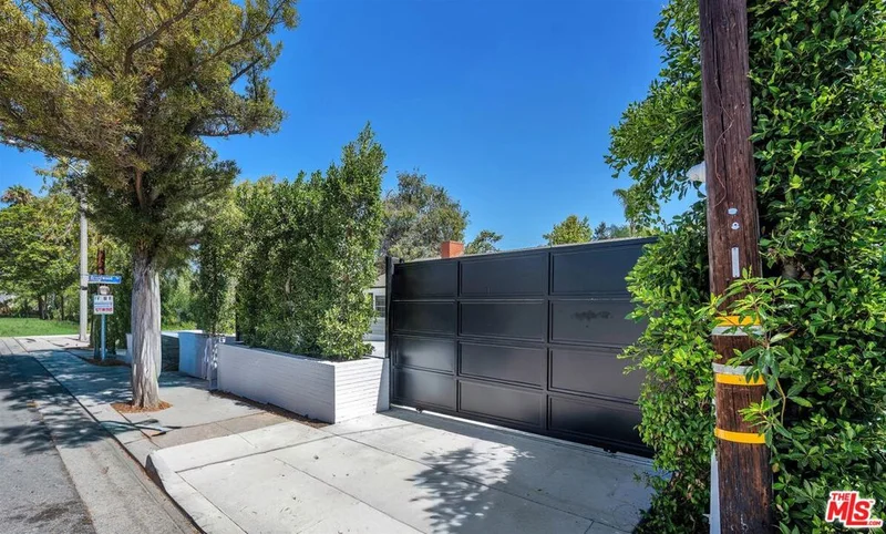 315 26th Street photo 2