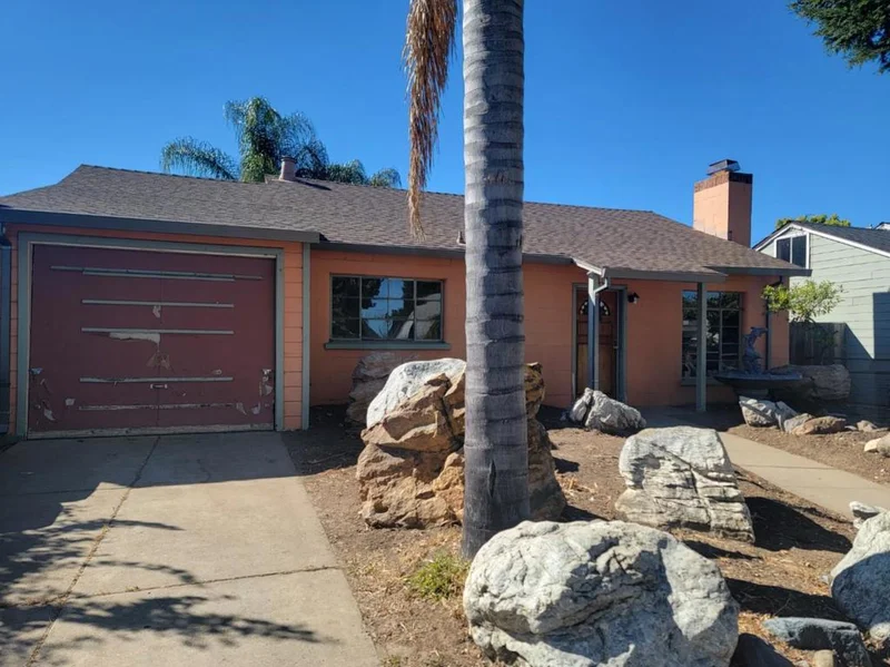 1040 Inverness Drive, San Carlos, CA 94070