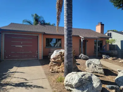 1040 Inverness Drive