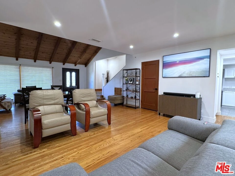 Interior 2