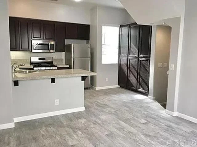 516 Almond Rd Road photo 2