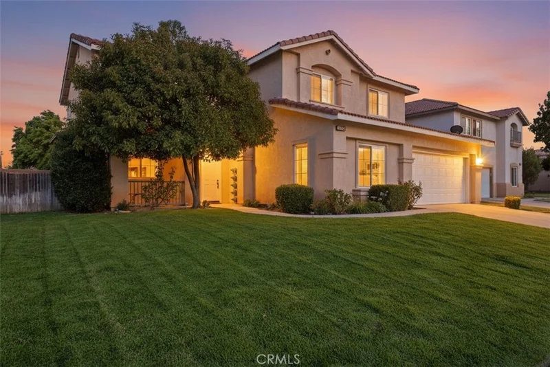 Photo 2 of 42524 Cinnabar Court