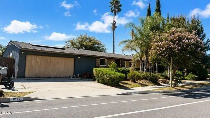 1277 Erringer Road photo 2