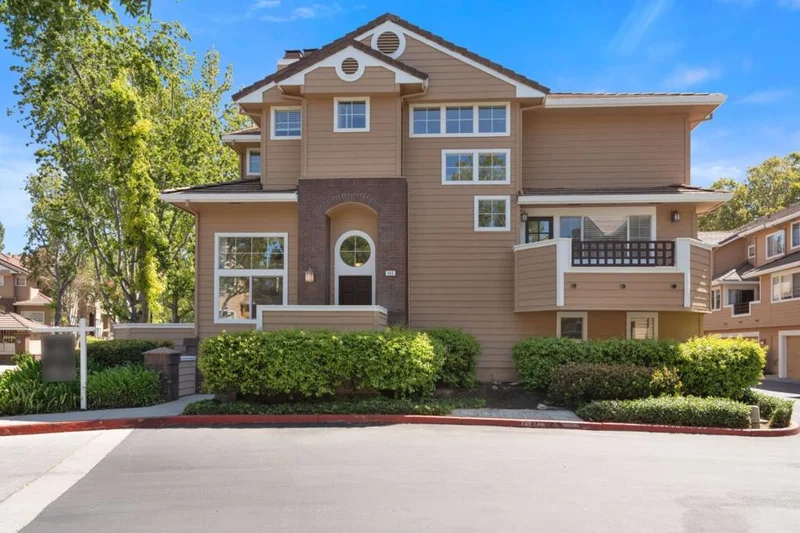553 Mill River Lane