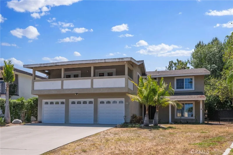 1541 Pinewood Place
