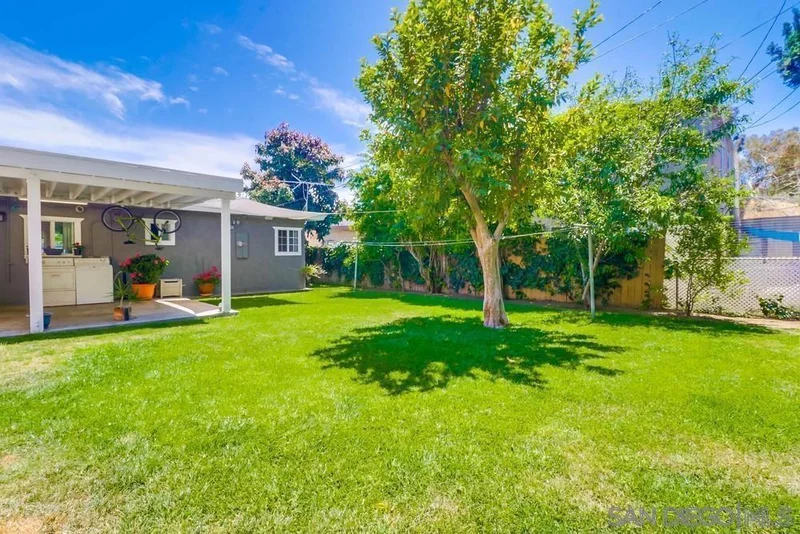3280 Gillette Street photo 2