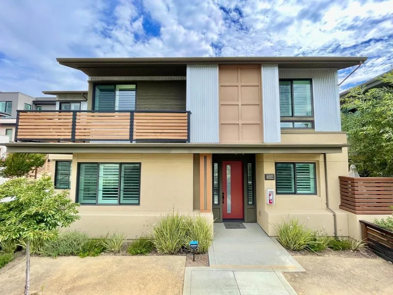 15036 Briggs Court