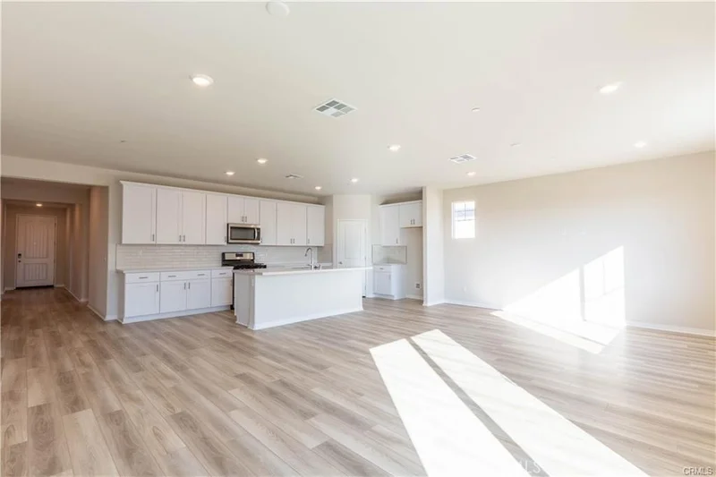 29962 Warrior Way photo 2
