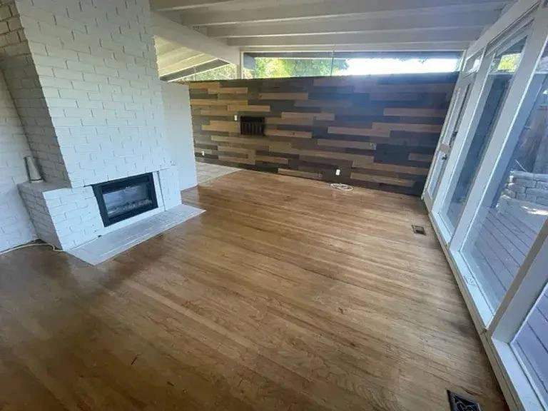 Interior 2