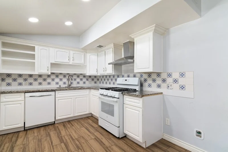 5416 Sunnyside photo 2