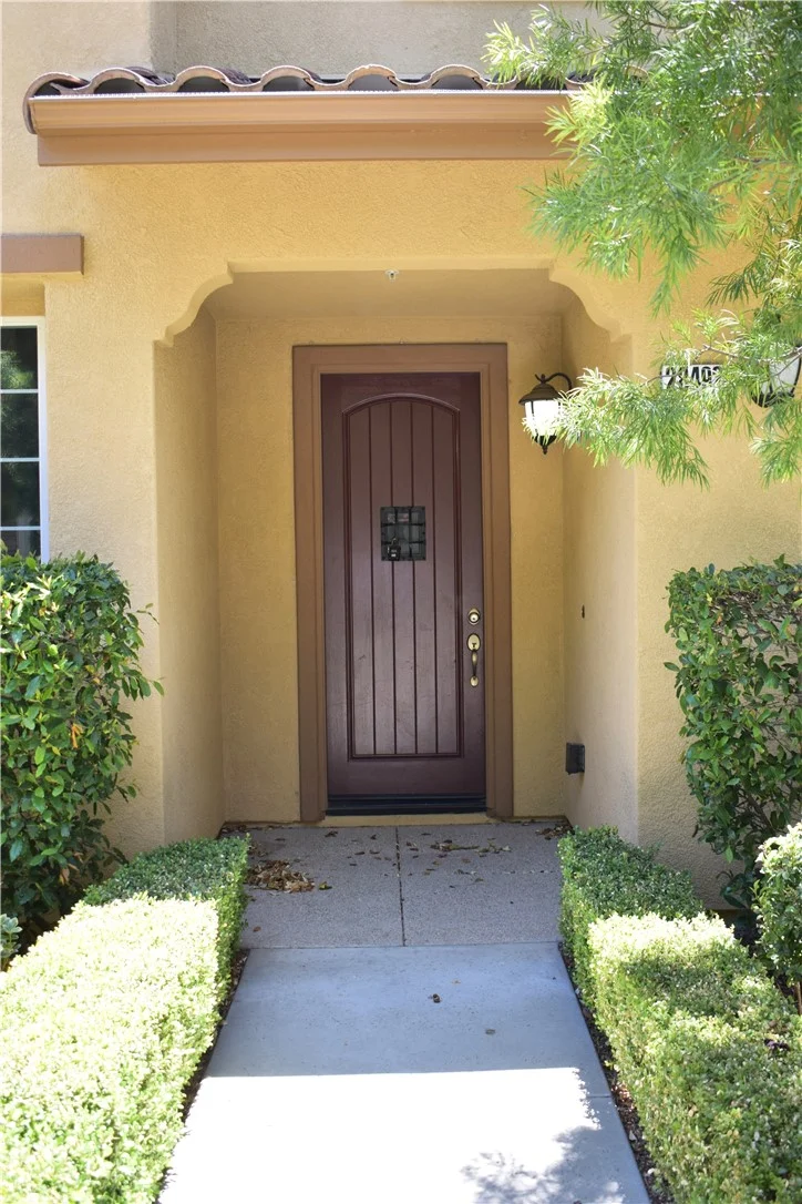 28492 Herrera Street photo 2