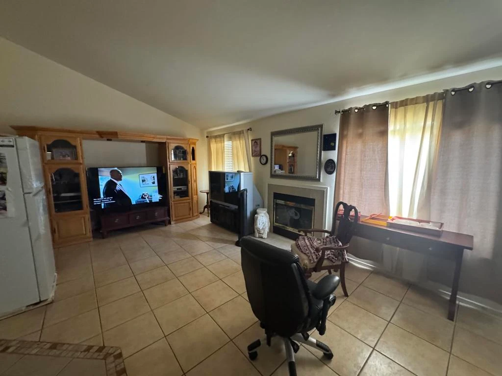 Interior 1