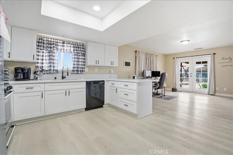 Photo 2 of 10911 Caribou Avenue