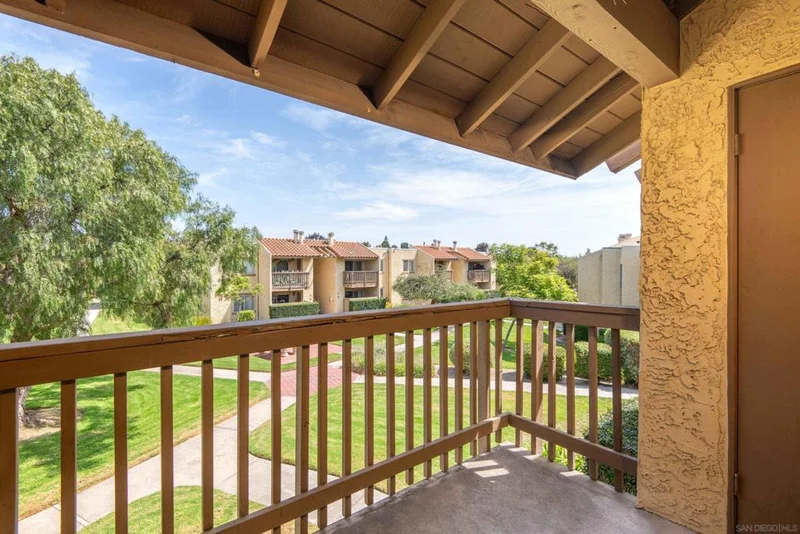 2980 Alta View Dr 202 photo 2