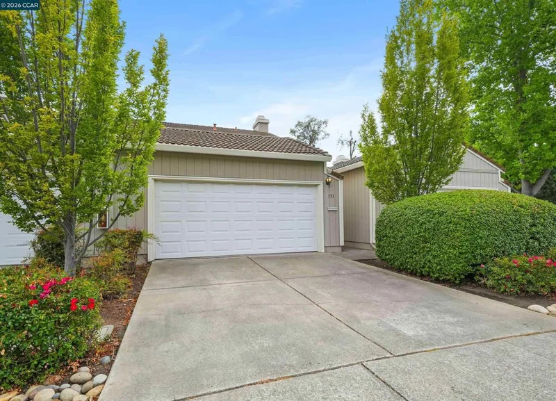 151 Terrace Ct