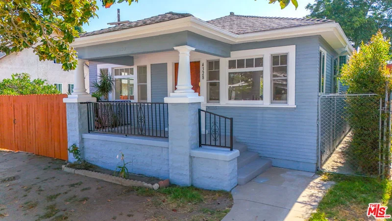 4328 Brighton Avenue photo 2