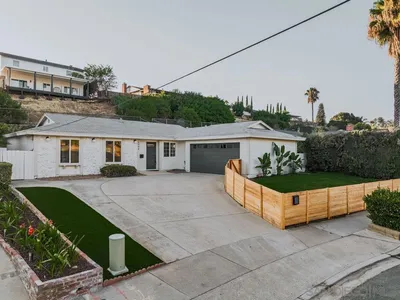 5994 Amaya Dr photo 2