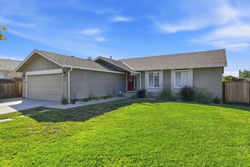 763 Stardust Lane
