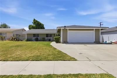 2928 Hilldale