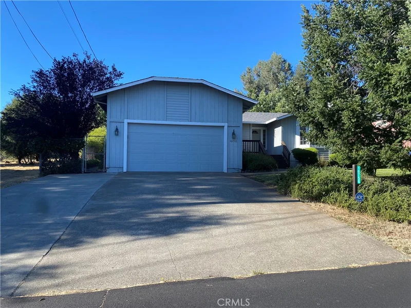 16756 Greenridge