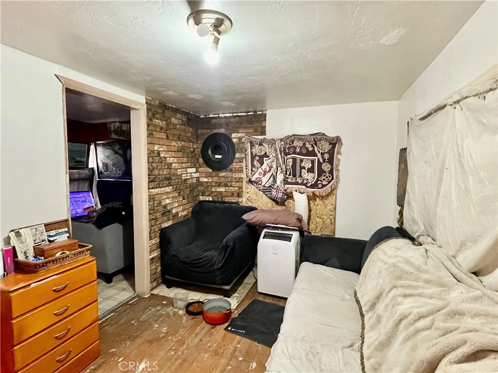 Interior 2