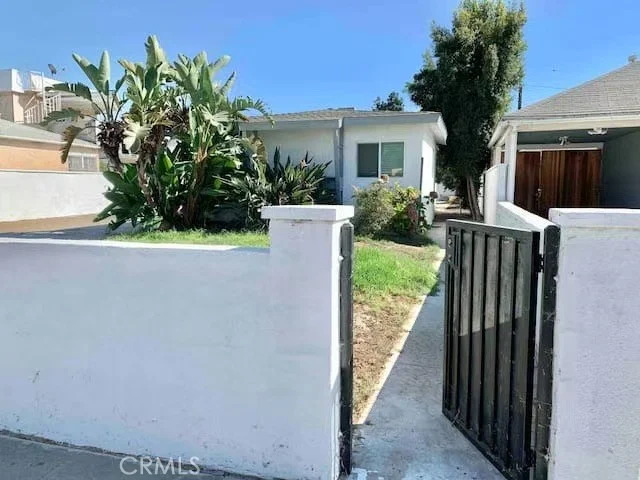 3354 Virginia Avenue photo 2