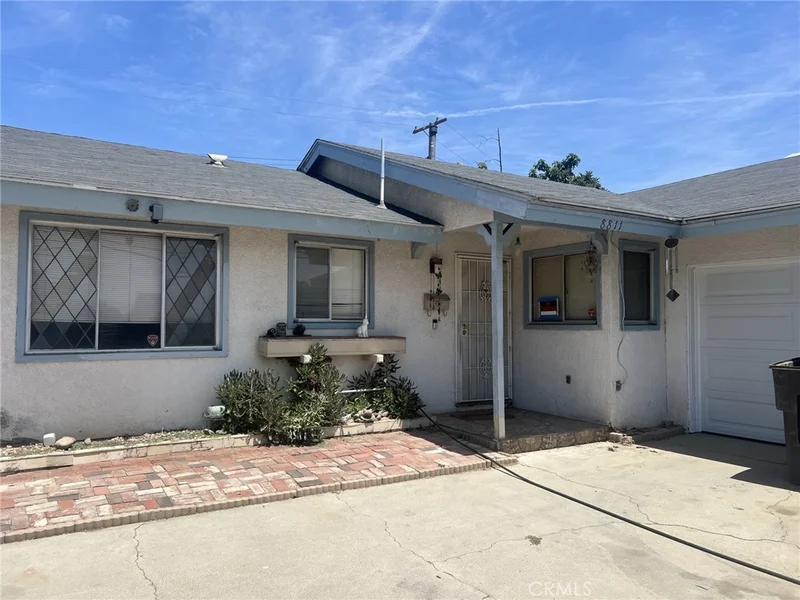 8811 California photo 2