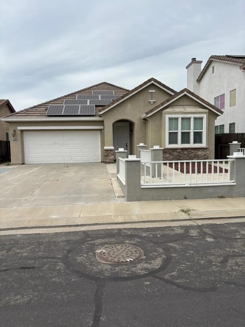 1243 Laurel Park Circle