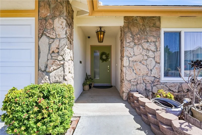 8821 Tamarisk photo 2