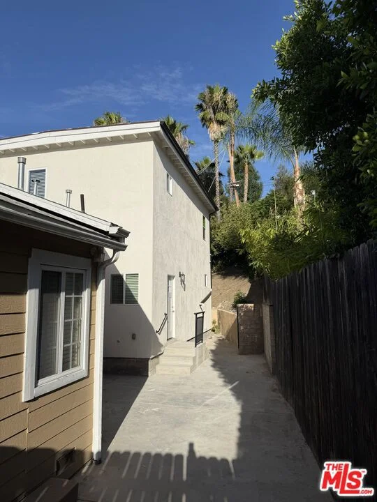 5342 Don Pio Drive photo 2