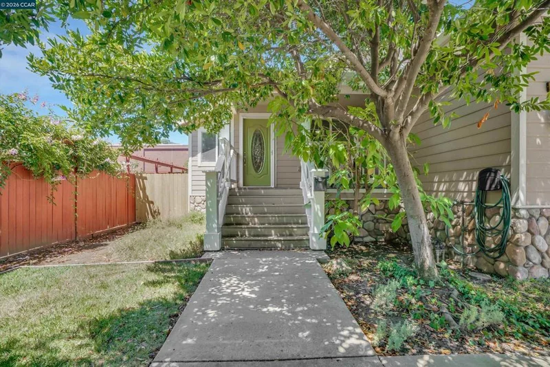 Photo 2 of 3190 Castro St