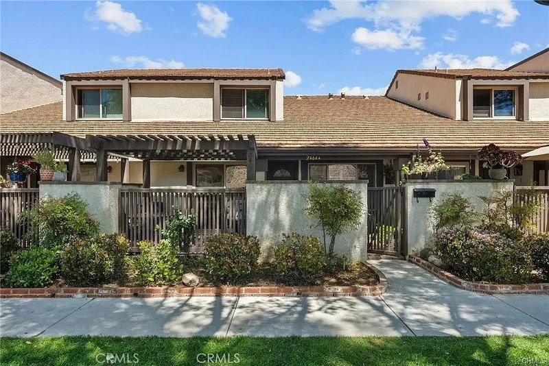 24644 Golfview Drive