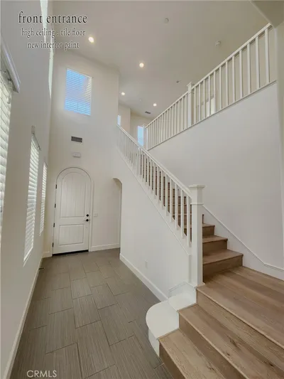 3451 Villa Drive photo 2