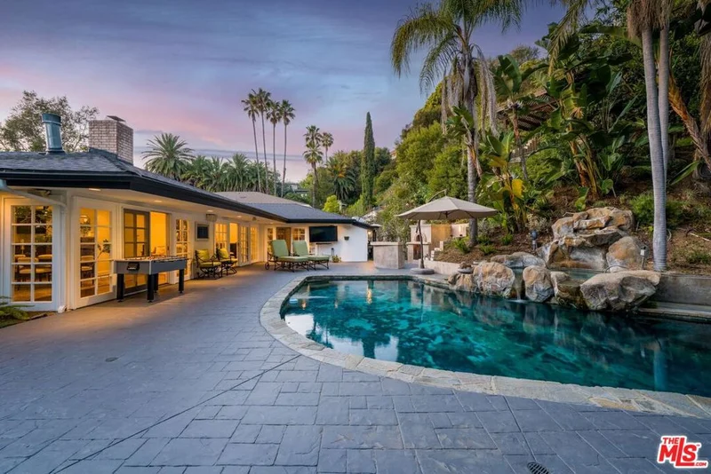 9023 Alto Cedro Drive