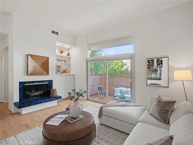 Photo 2 of 11260 Overland Avenue 19A