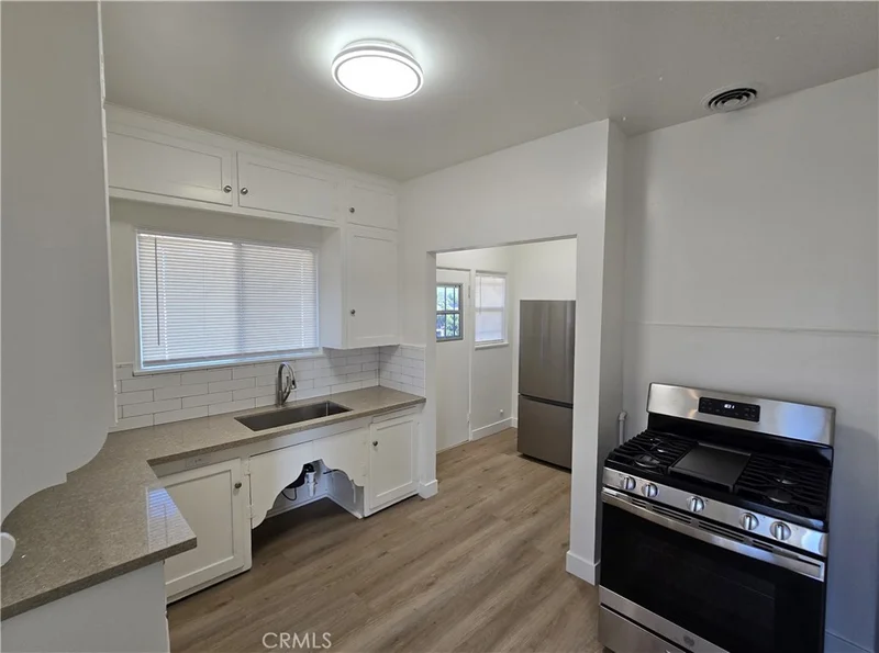 5740 California photo 2