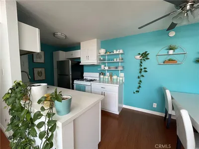 5700 Etiwanda Avenue 282 photo 2